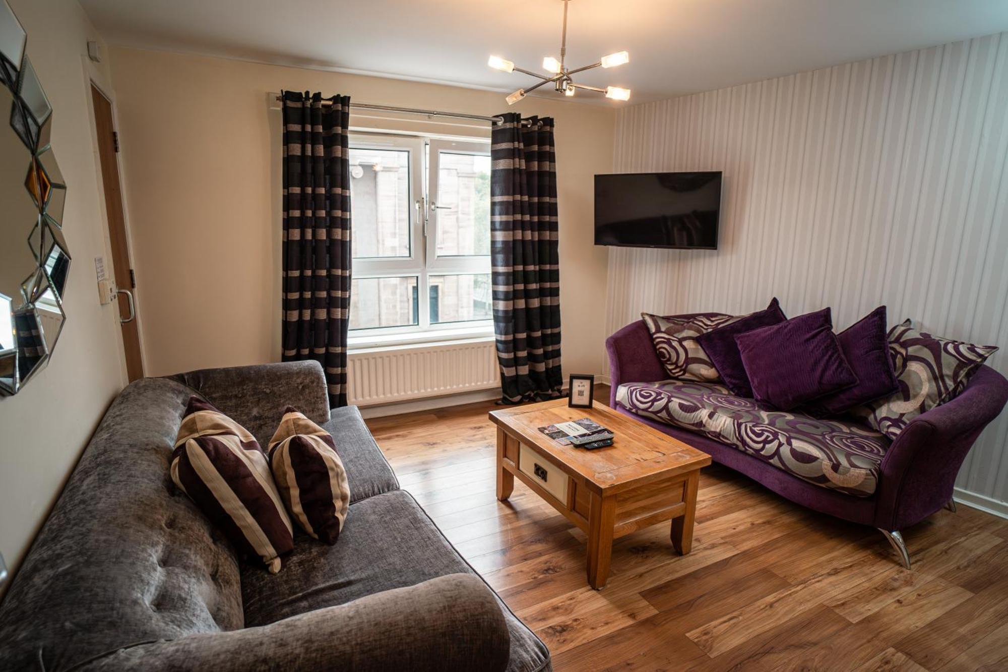 3 Bedroom Central Apartment In Belfast City Centre Exterior foto